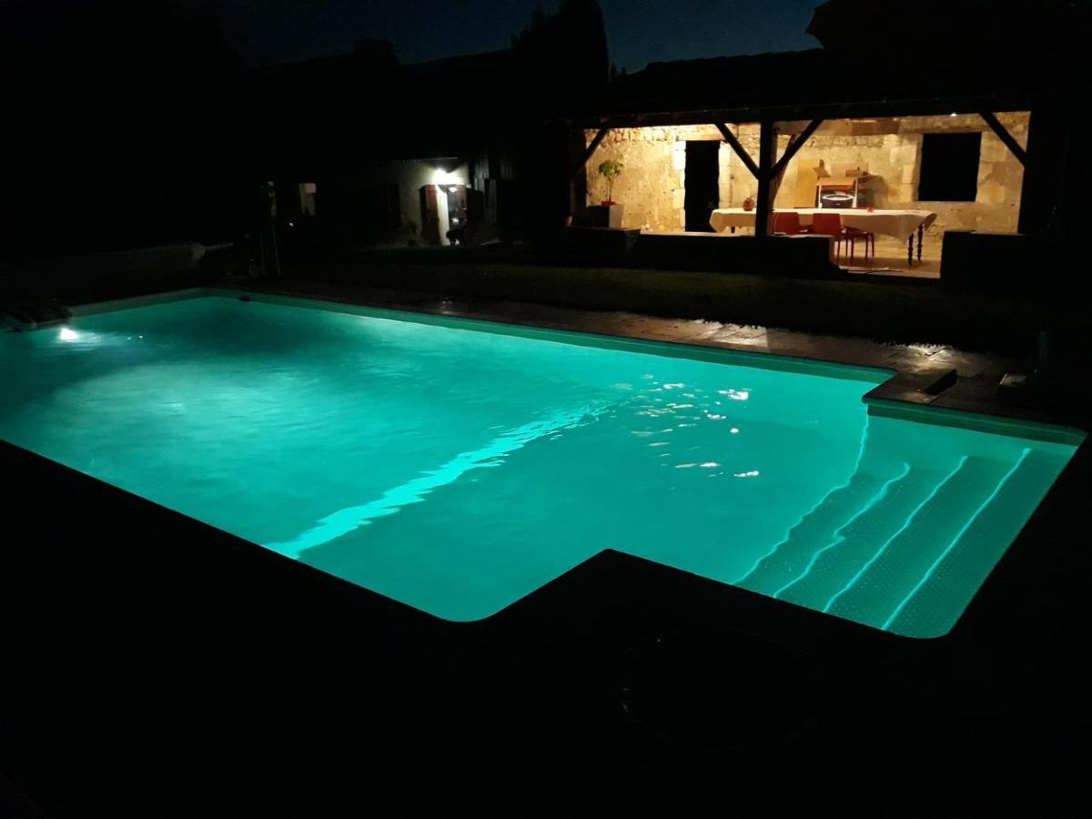 La Girafe Bleue Bed & Breakfast Lunas  Eksteriør bilde