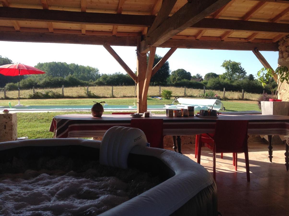 La Girafe Bleue Bed & Breakfast Lunas  Eksteriør bilde